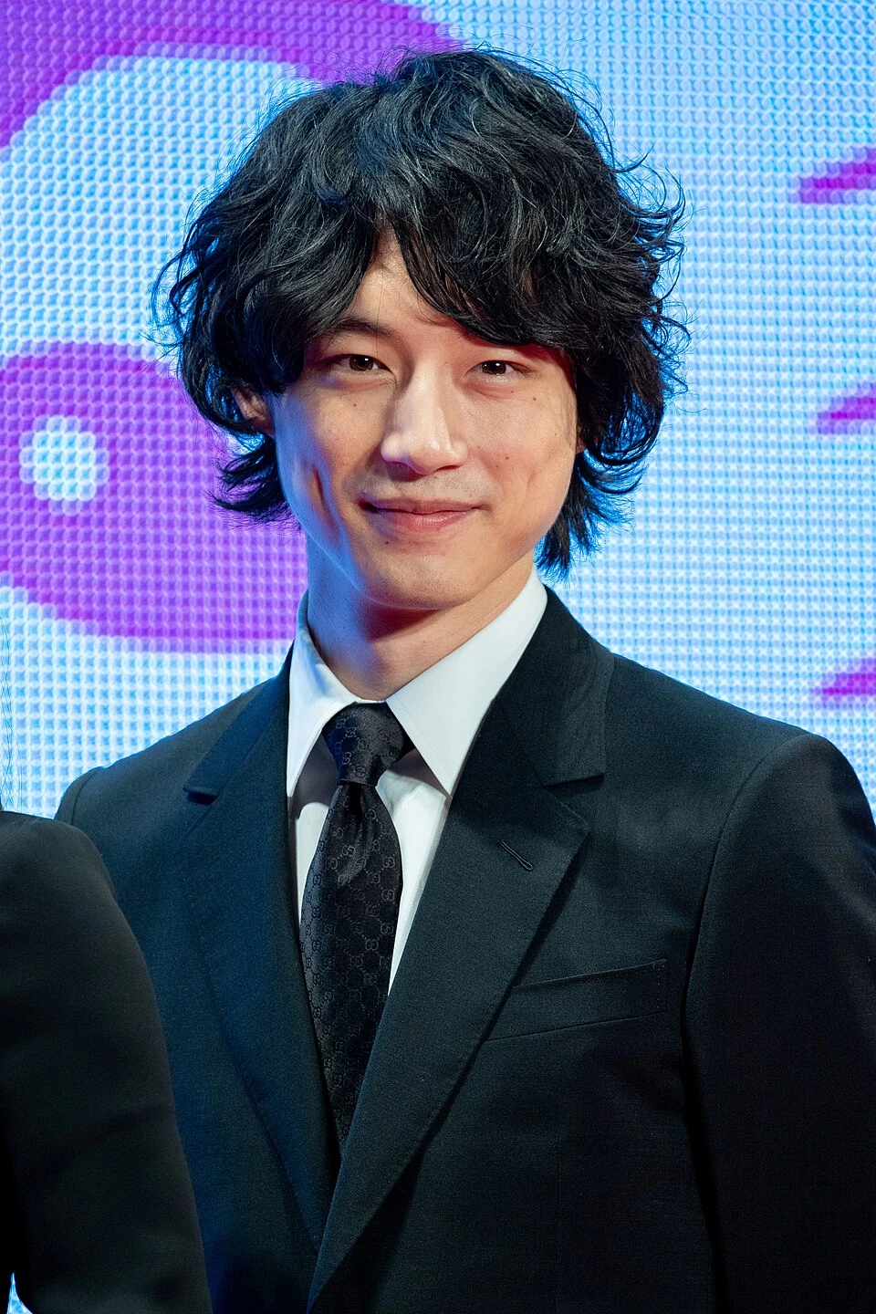 Kentaro Sakaguchi Net Worth Estimate, Income Sources and Reliability